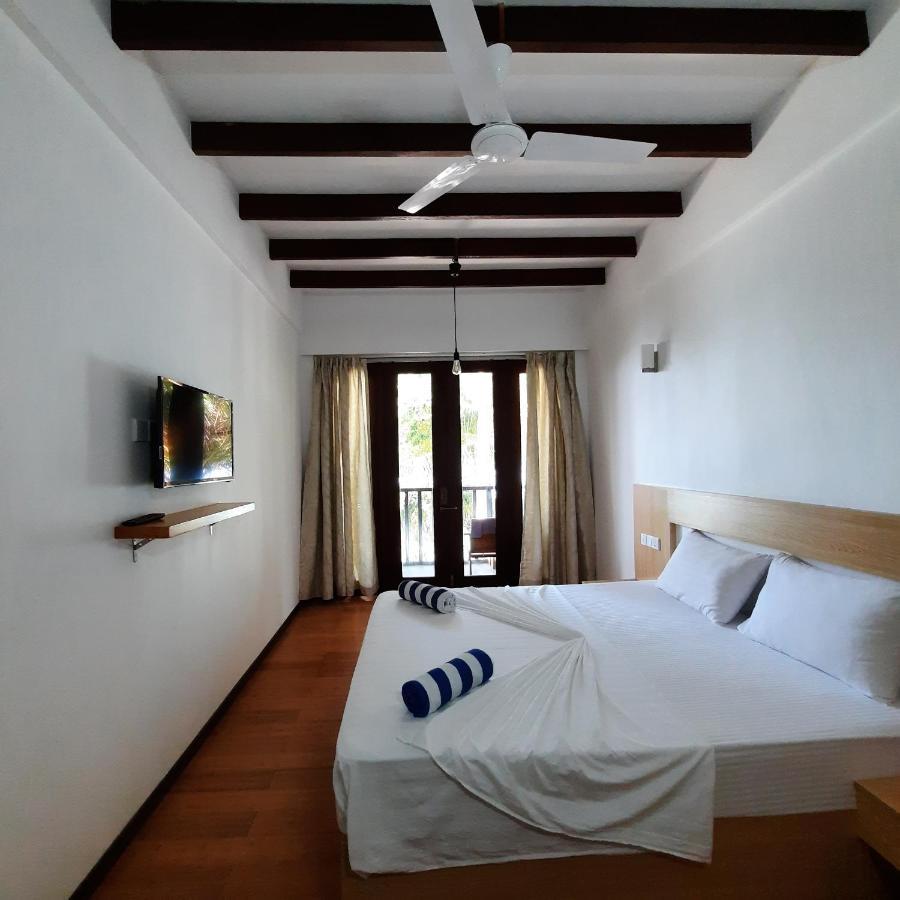 Thundi Sea View Hotel ฟูลิดู ภายนอก รูปภาพ